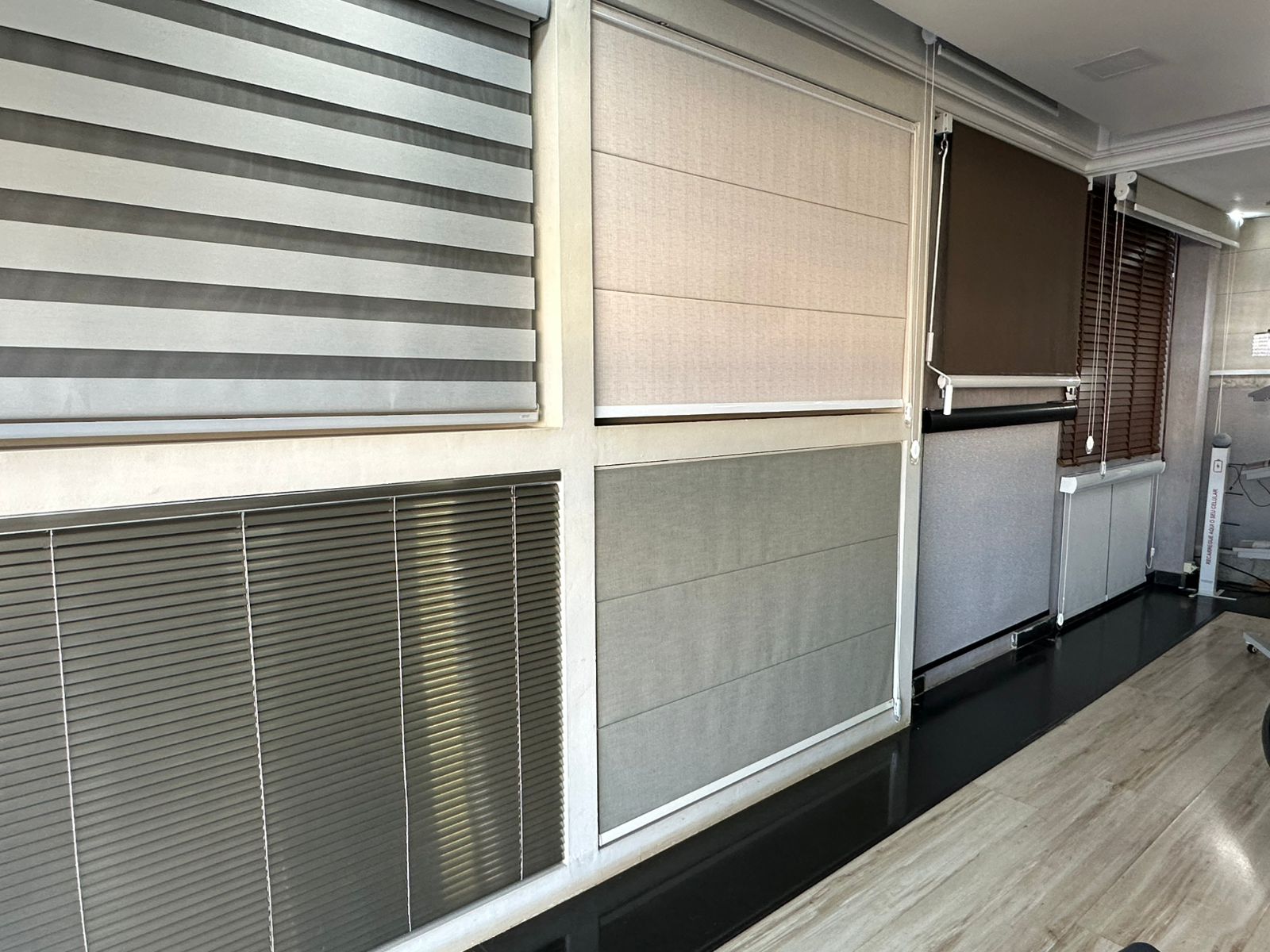 Andrade Cortinas & Persianas